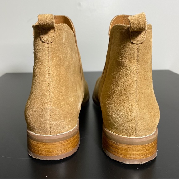 Urban Outfitters Suede Chelsea Boots - Picture 4 of 8